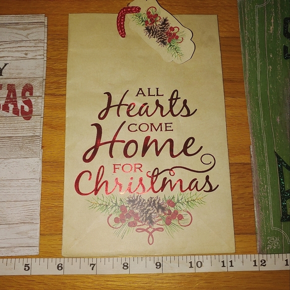 $5 Bundle of 3 Christmas Gift Bags Santa Express Train Xmas Trees Holiday Bags - Picture 5 of 7